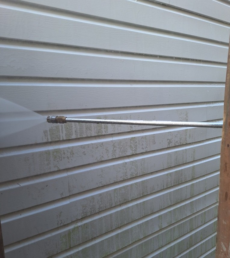 Cleaning-Pressure-Washing-Monroy-Remodeling