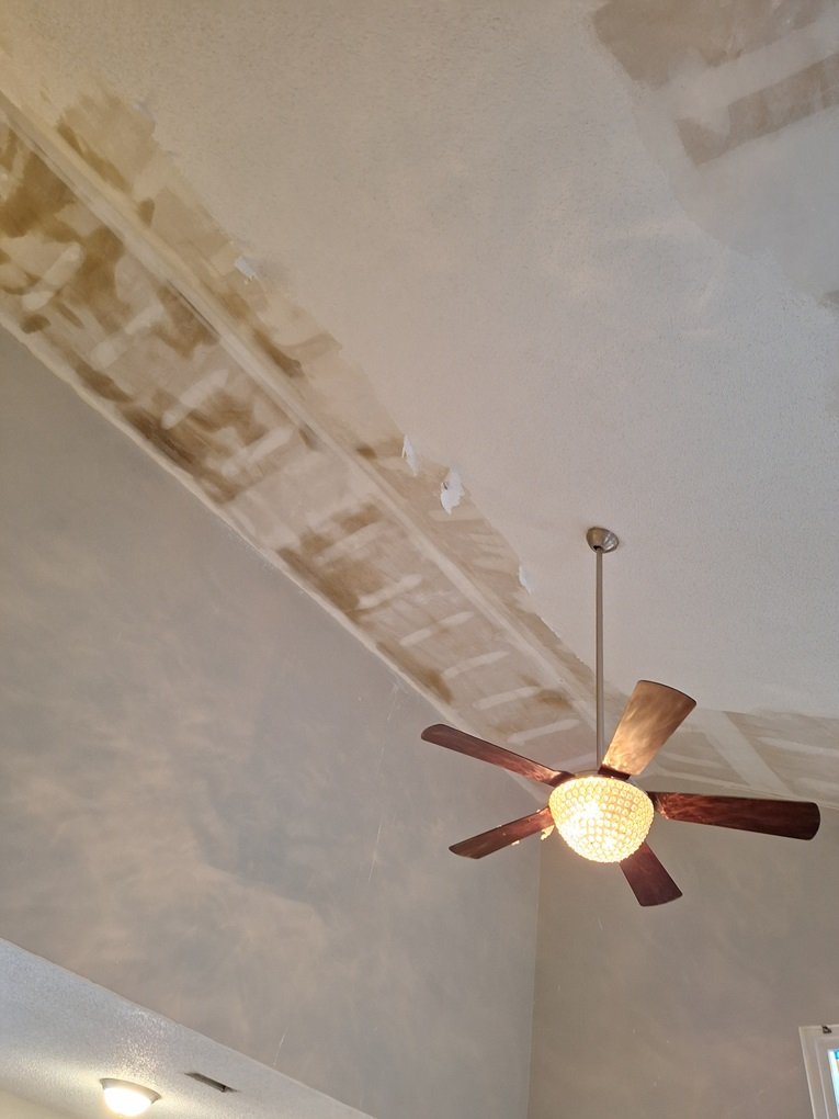 Popcorn-Ceiling-Removal-Service-After-Monroy-Remodeling
