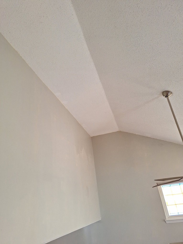 Popcorn-Ceiling-Removal-Service-Before-Monroy-Remodeling